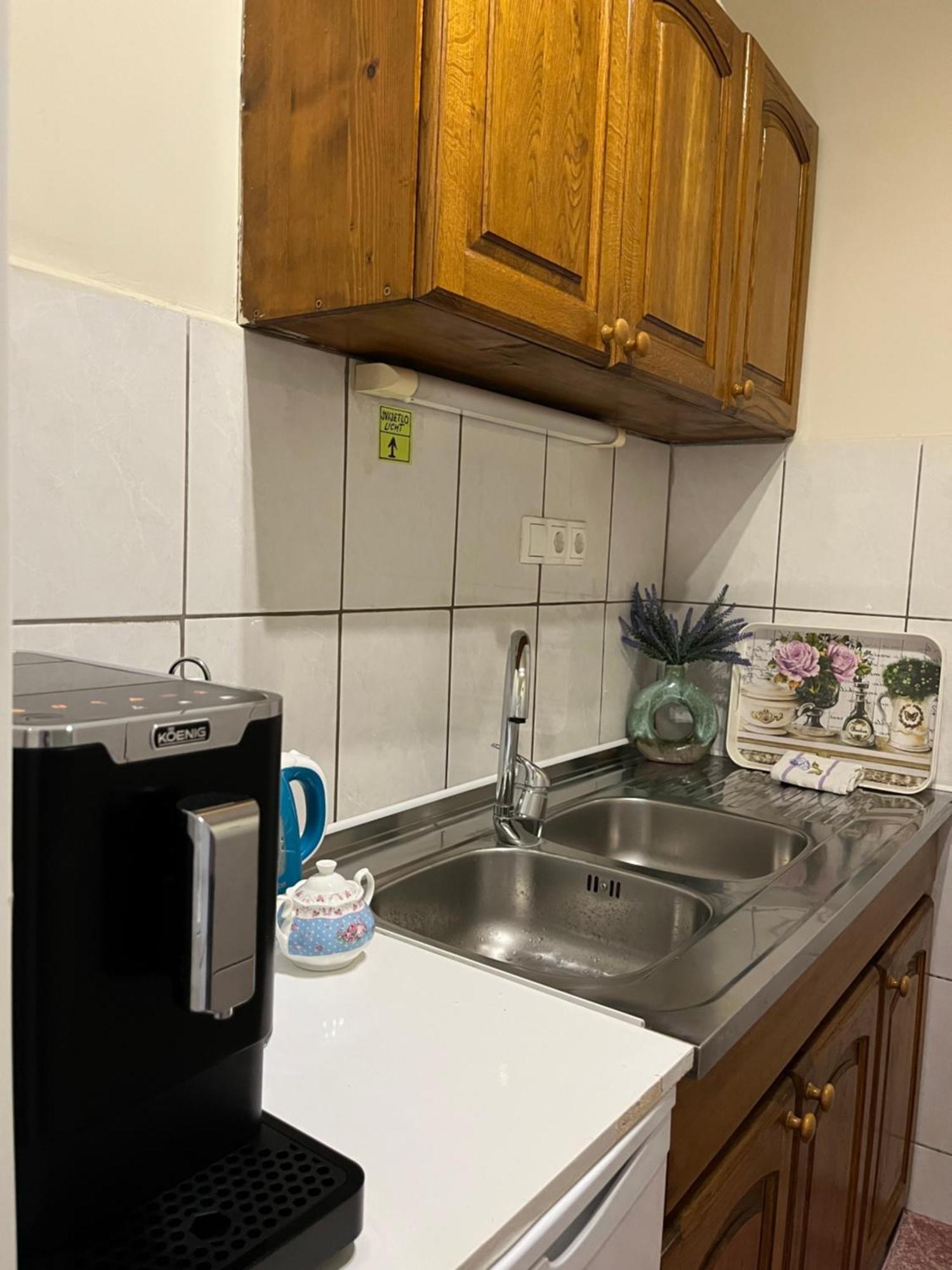 Luka-Mostar Free Parking With Echarger ภายนอก รูปภาพ